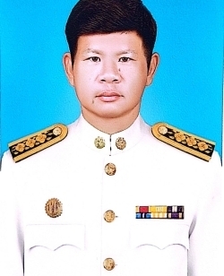 นายประสิทธิ์  แสงใสย์